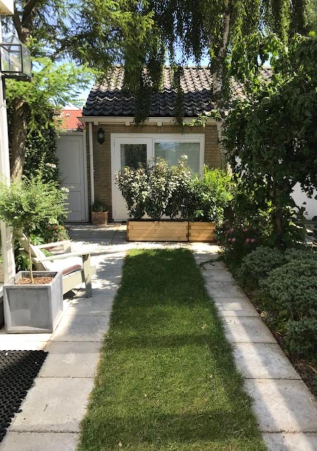 B&B Ereprijs 헤이그 외부 사진